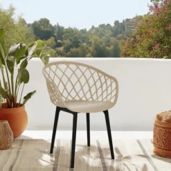 BEGIO - Schalenstuhl Beige