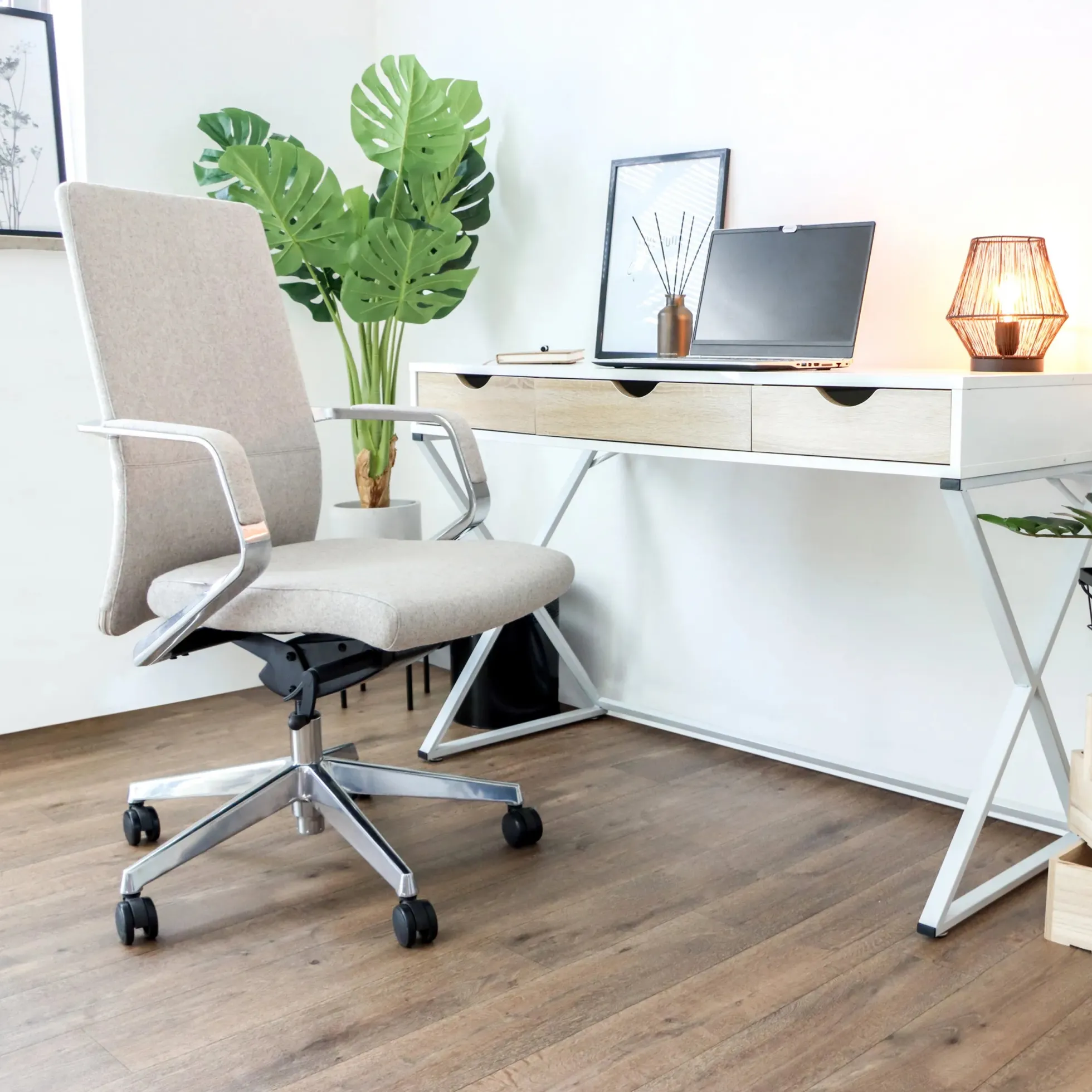 BESSONA - Profi Bürostuhl Beige