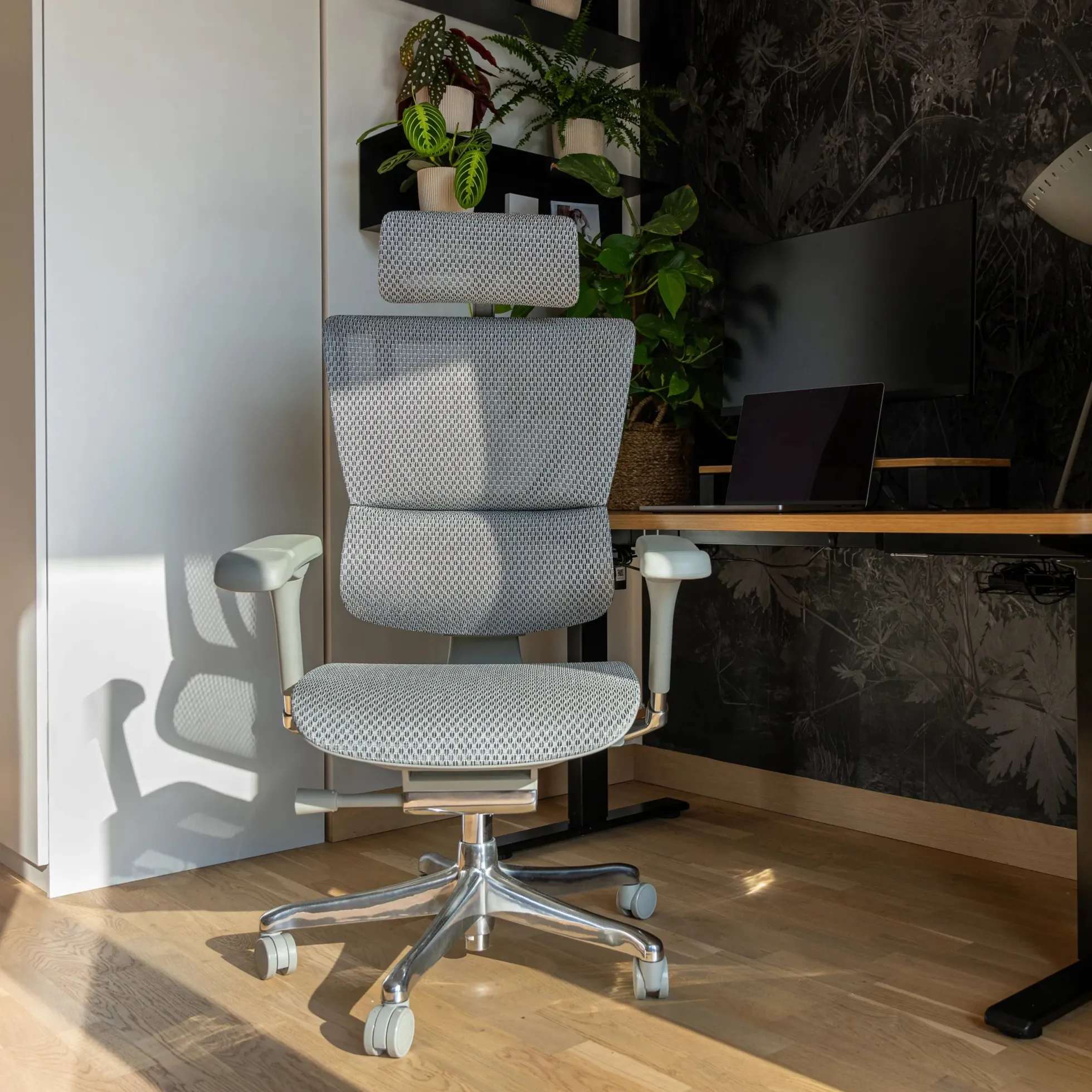 ERGOHUMAN SLIM G GEN2 | Netz - Luxus Chefsessel Hellgrau