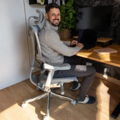ERGOHUMAN SLIM G GEN2 | Netz - Luxus Chefsessel Hellgrau