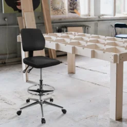 TOP WORK 11 I - Counterstuhl Schwarz