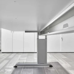 ZENO 16 S | Schreibtisch 160 x 80 höhenverstellbar Asteiche/Silber